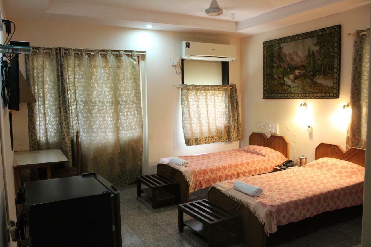 Hotel Ywca International Centre à Bombay Extérieur photo