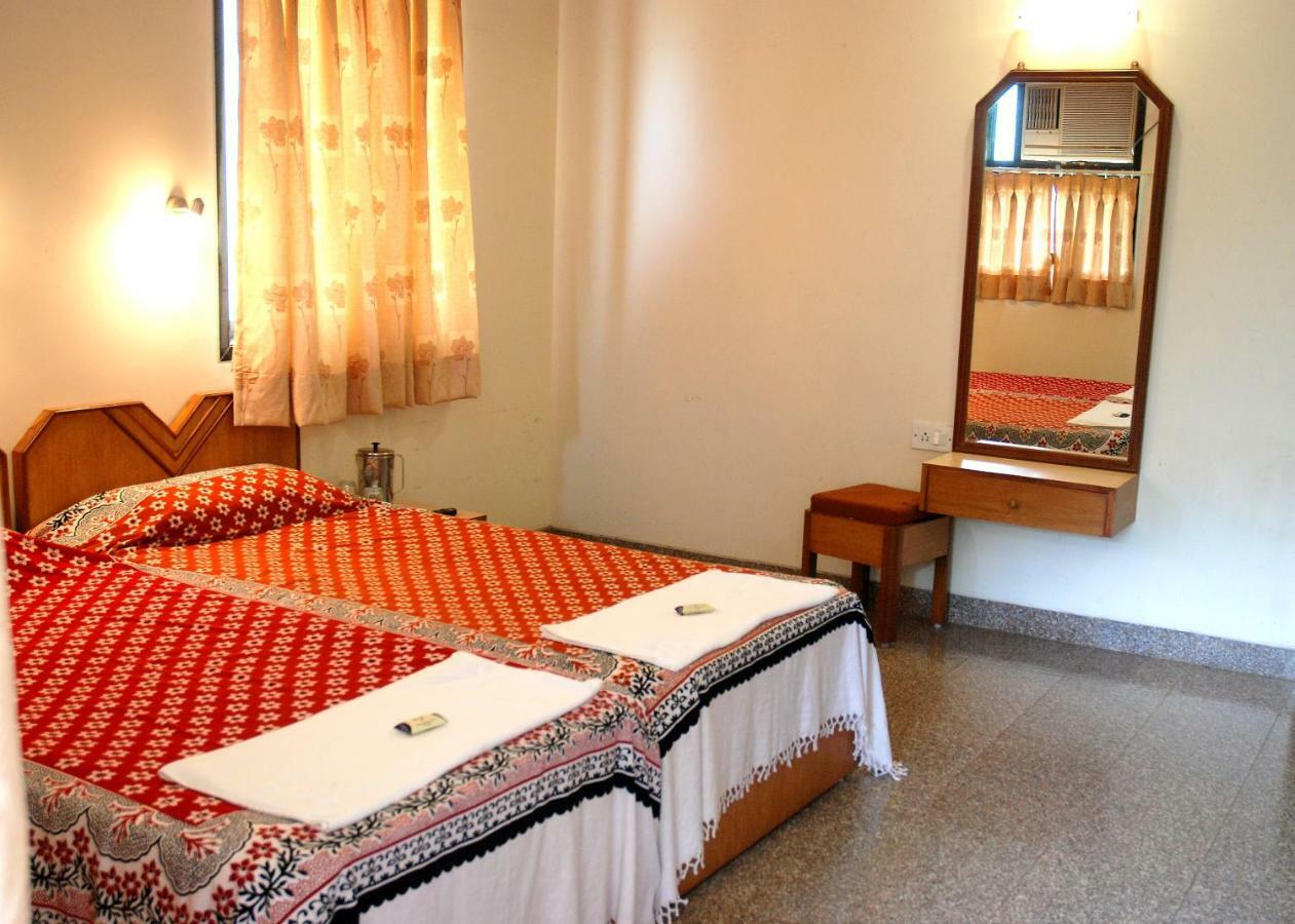 Hotel Ywca International Centre à Bombay Extérieur photo