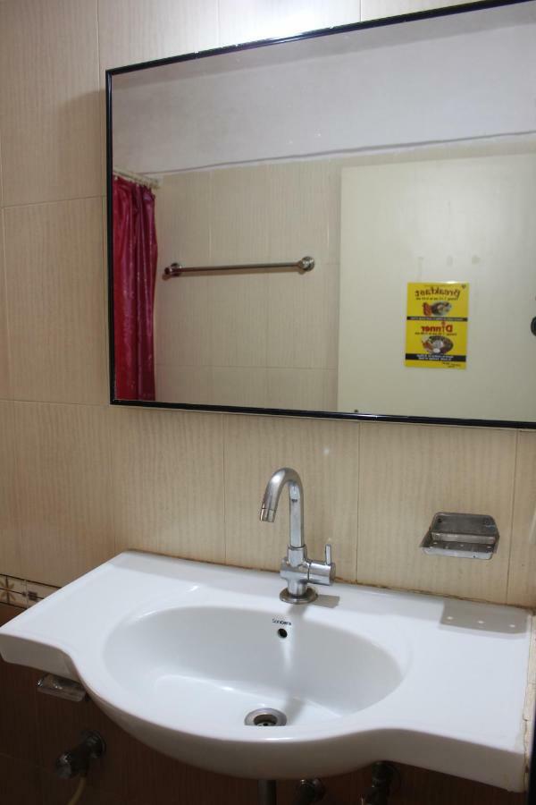 Hotel Ywca International Centre à Bombay Extérieur photo